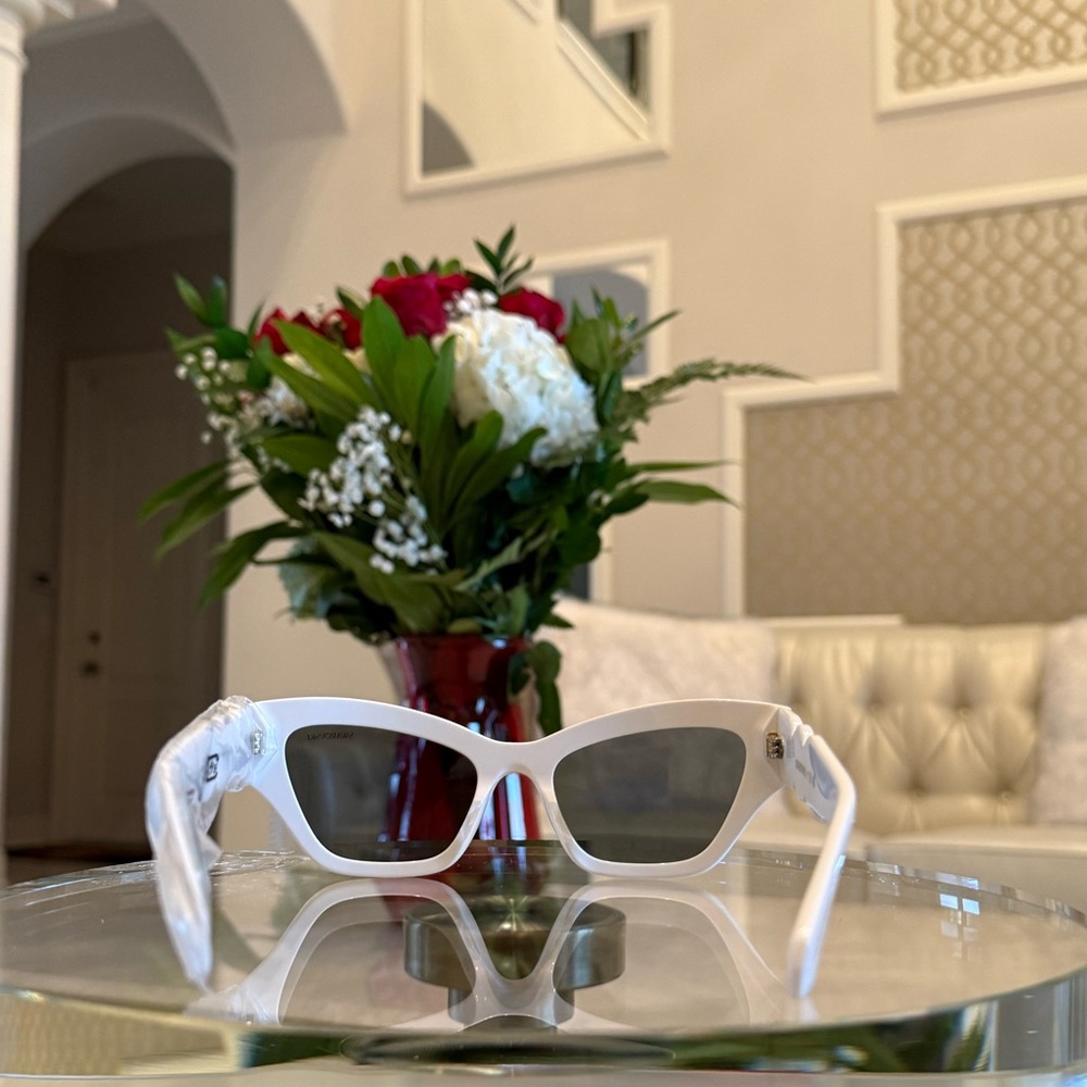 NWT Swarovski Sunglasses - Picture 4 of 7